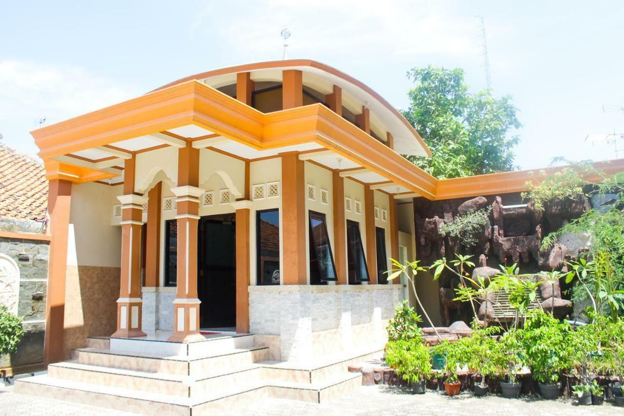 Hotel Wiwi Perkasa 2 Indramayu Extérieur photo