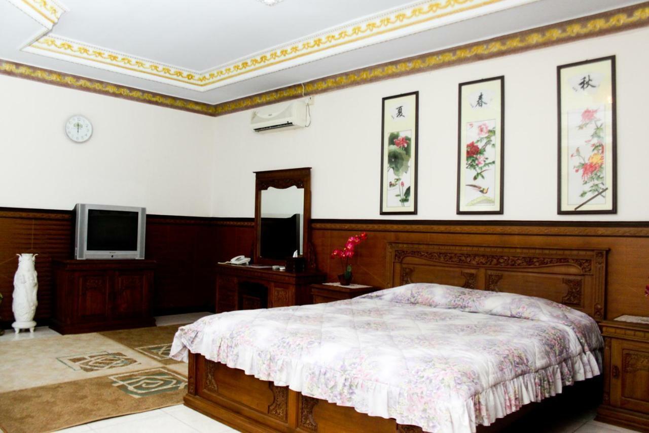 Hotel Wiwi Perkasa 2 Indramayu Extérieur photo